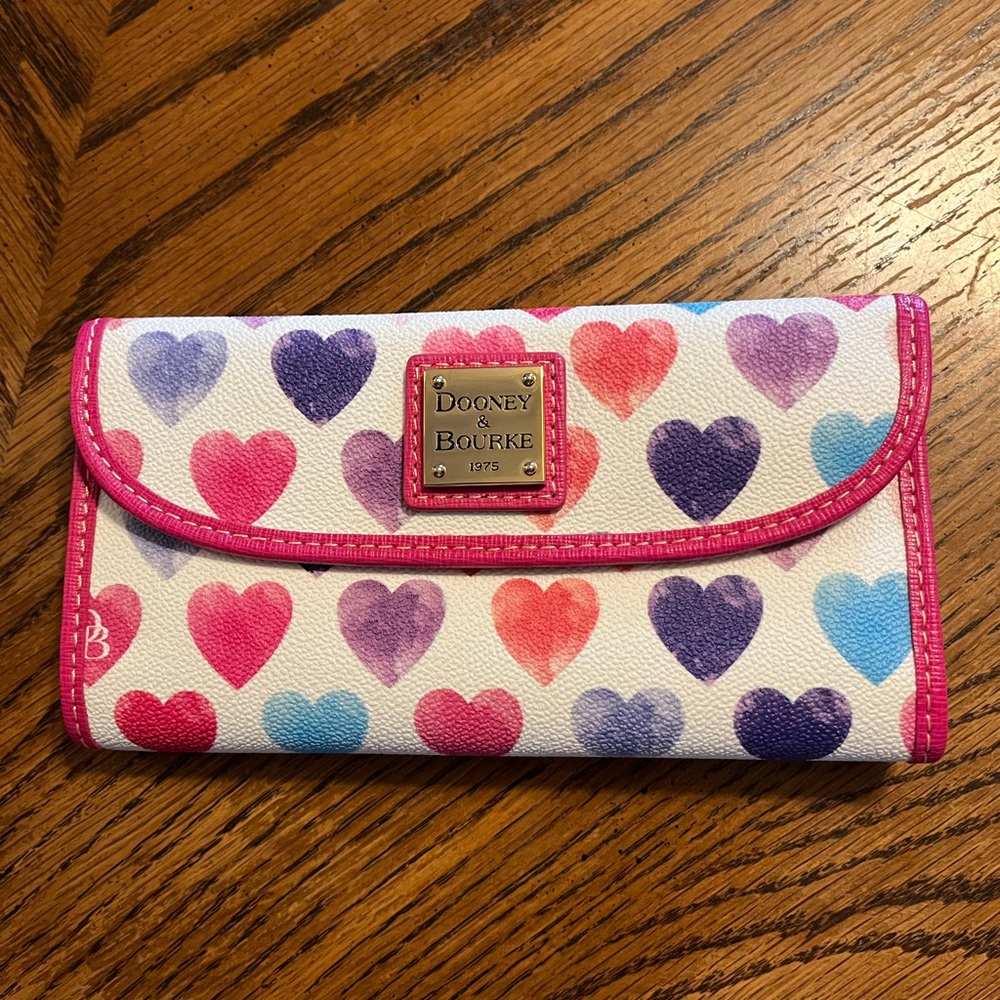 Dooney and Bourke wallet